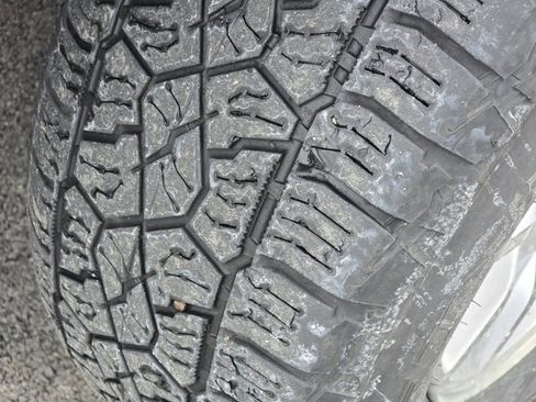 Used 2018 Chevrolet Silverado 1500 LT image 29