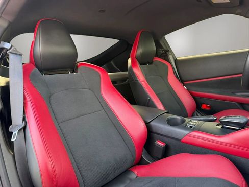 Used 2024 Nissan Z Performance w/ Floor Mat Package RWD image 15