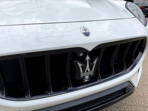 Used 2023 Maserati Grecale Modena AWD/4WD image 33