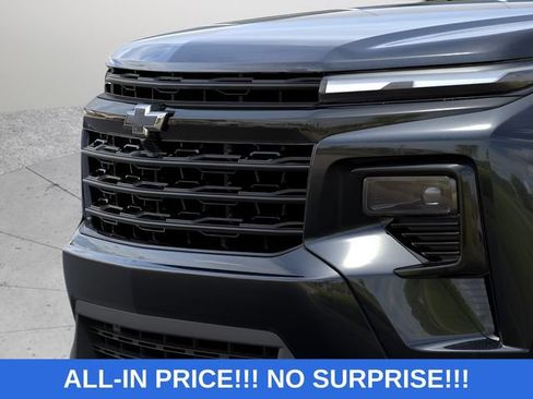 New 2027 Chevrolet Traverse LT FWD image 23