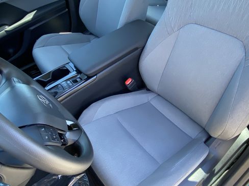 Certified 2026 Toyota Camry LE w/ Convenience Package image 27