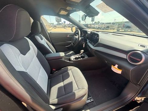 New 2026 Chevrolet Trax RS w/ Driver Confidence Package FWD image 16