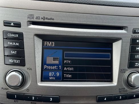 Used 2012 Subaru Outback 2.5i Limited w/ Moonroof Pkg image 12