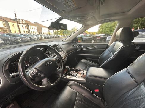 Used 2017 INFINITI QX60 Luxe w/ Deluxe Technology Package AWD/4WD image 4