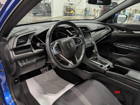 Used 2020 Honda Civic Sport image 13