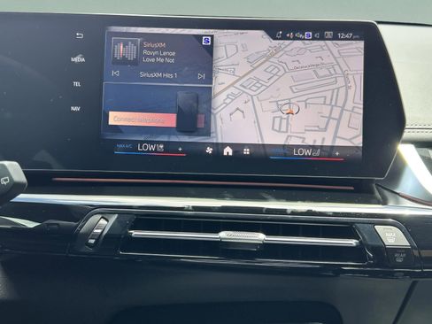 Used 2025 BMW X1 xDrive28i w/ Technology Package image 14