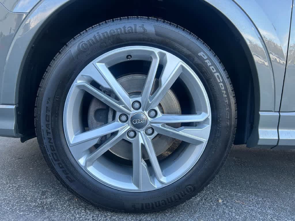 Used 2020 Audi Q3 2.0T Premium Plus w/ Premium Plus Package AWD/4WD image 8