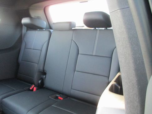 New 2026 GMC Acadia Elevation w/ Black Edition AWD/4WD image 13