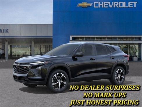 New 2026 Chevrolet Trax RS image 2