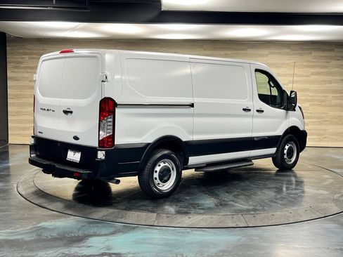 Used 2024 Ford Transit 150 Low Roof RWD image 11