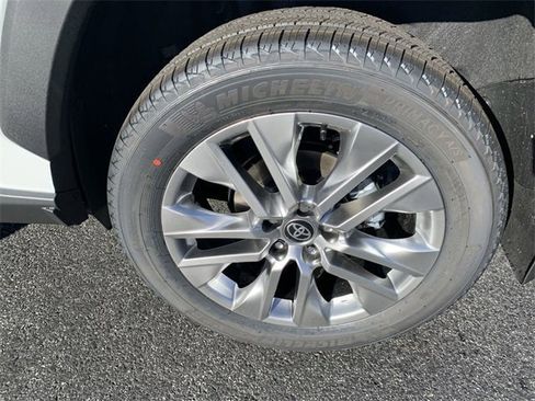 New 2025 Toyota RAV4 XLE Premium image 34