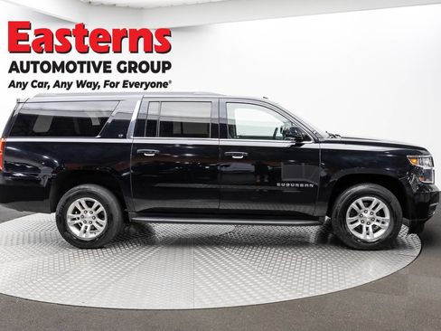 Used 2019 Chevrolet Suburban LT AWD/4WD image 4
