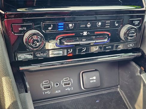 Certified 2024 Jeep Grand Cherokee L Overland w/ Advanced Protech Group III image 31