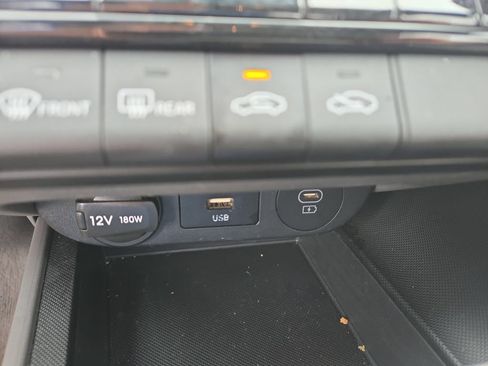 Used 2024 Hyundai Elantra SEL FWD image 33