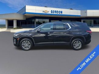 Used 2023 Chevrolet Traverse LT FWD video 2