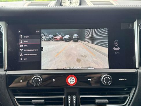 Certified 2025 Porsche Macan Turbo AWD/4WD image 23