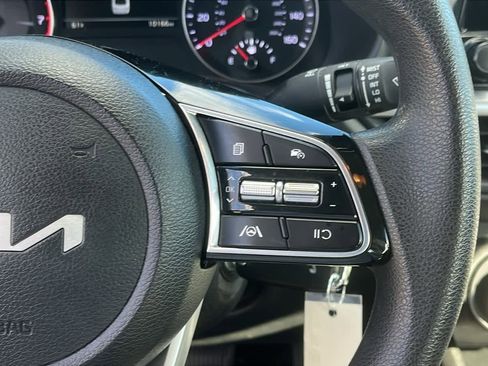 Used 2023 Kia Forte LXS image 15