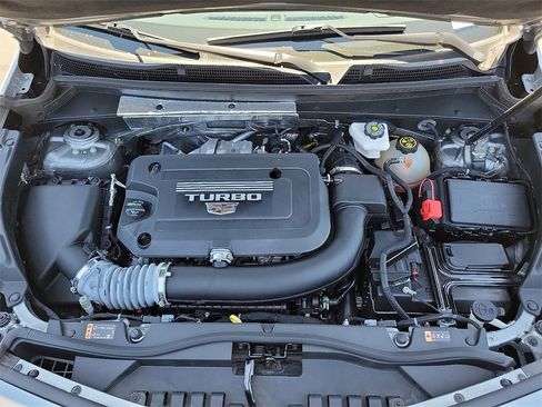 Used 2023 Cadillac XT4 Premium Luxury image 27