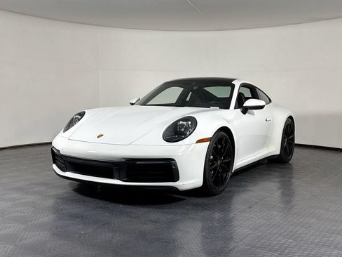 Certified 2022 Porsche 911 Carrera RWD image 1