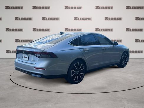 Used 2023 Honda Accord Touring image 5