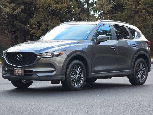 Used 2019 MAZDA CX-5 Touring image 9