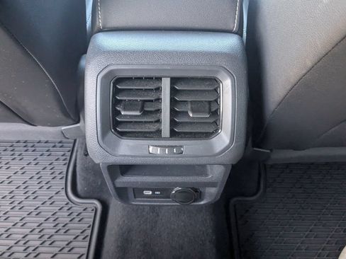 Used 2023 Volkswagen Tiguan SE R-Line AWD/4WD image 34