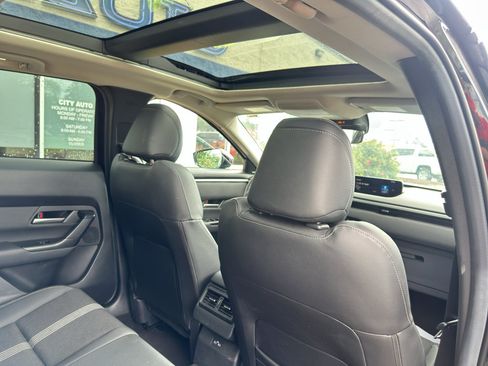 Used 2025 MAZDA CX-50 AWD 2.5 S w/ Premium Package image 15