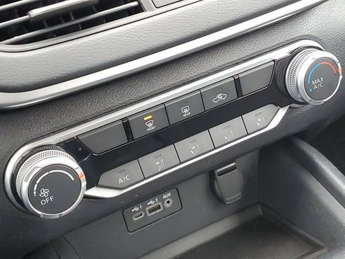 Certified 2020 Nissan Altima 2.5 S image 16