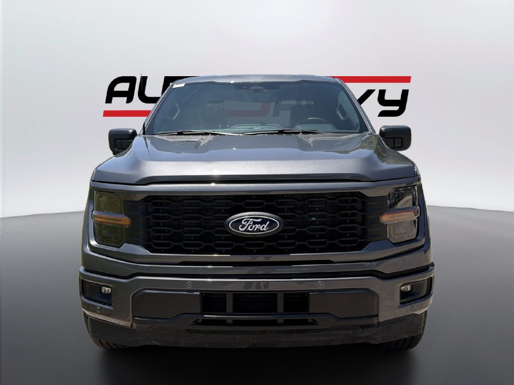 Used 2025 Ford F150 XLT w/ Equipment Group 302A MID RWD image 2