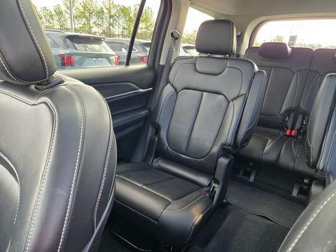 Used 2022 Jeep Grand Cherokee L Limited image 12