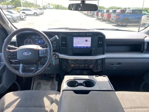 Used 2023 Ford F250 XL w/ STX Appearance Package AWD/4WD image 21