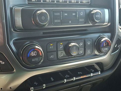 Used 2017 Chevrolet Silverado 1500 LT w/ All Star Edition AWD/4WD image 15