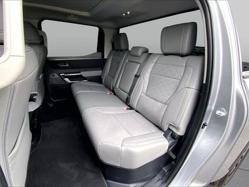 Used 2024 Toyota Tundra Limited AWD/4WD image 21