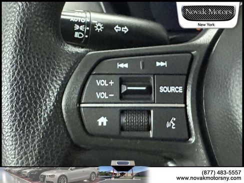 Used 2023 Honda HR-V LX image 15