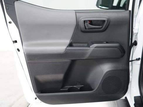 Used 2023 Toyota Tacoma SR AWD/4WD image 44