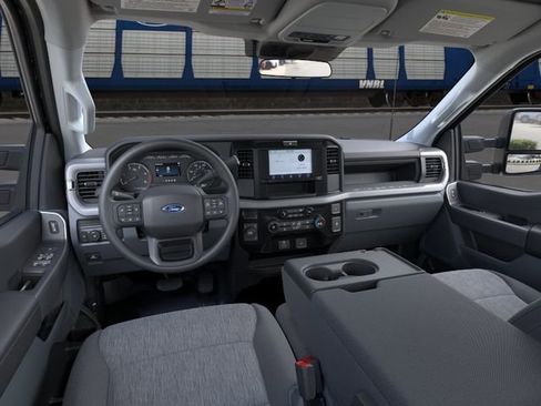 New 2026 Ford F250 XL AWD/4WD image 9
