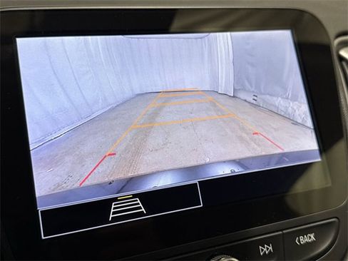 Certified 2025 Chevrolet Malibu LS image 18