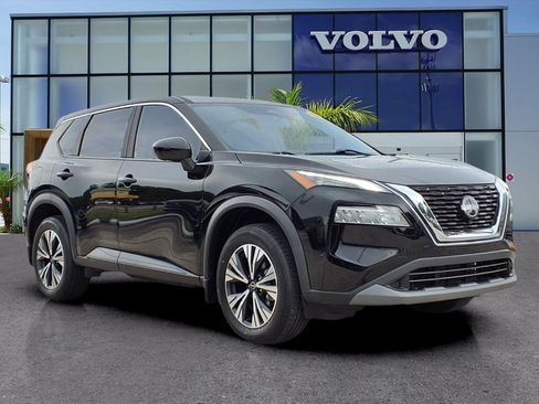 Used 2023 Nissan Rogue SV FWD image 1