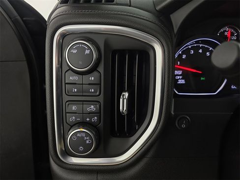 Used 2019 Chevrolet Silverado 1500 LT Trail Boss image 20