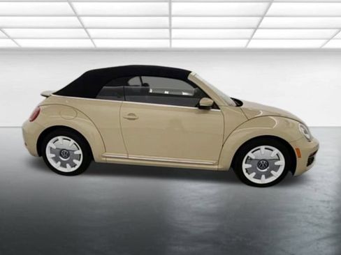 Used 2019 Volkswagen Beetle 2.0T Final Edition SEL image 9