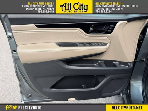 Used 2018 Honda Odyssey Elite image 12