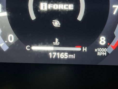 Used 2025 Toyota Tacoma TRD Sport image 16