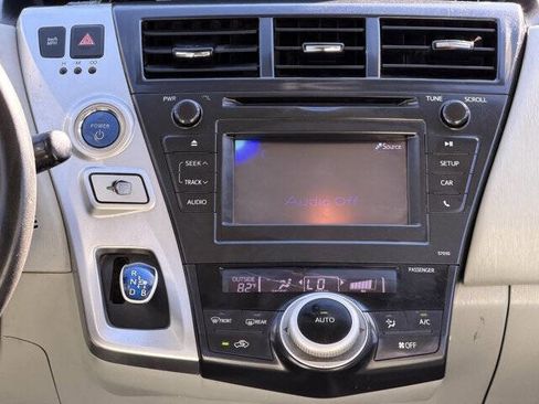 Used 2013 Toyota Prius V Two image 16