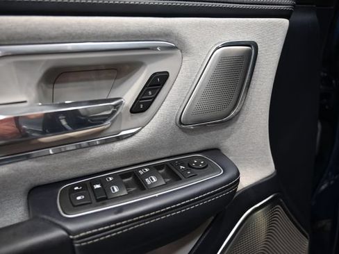 Used 2023 RAM 1500 Limited AWD/4WD image 34