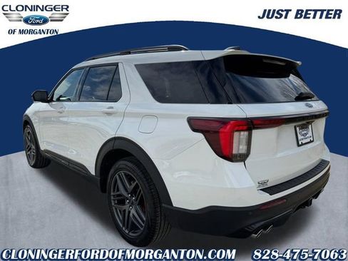 New 2026 Ford Explorer ST AWD/4WD image 5