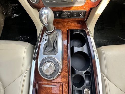 Used 2017 INFINITI QX80 4WD w/ Deluxe Technology Package image 20