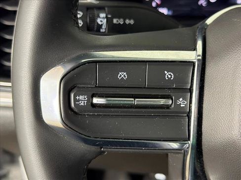 Used 2024 GMC Canyon Elevation RWD image 24
