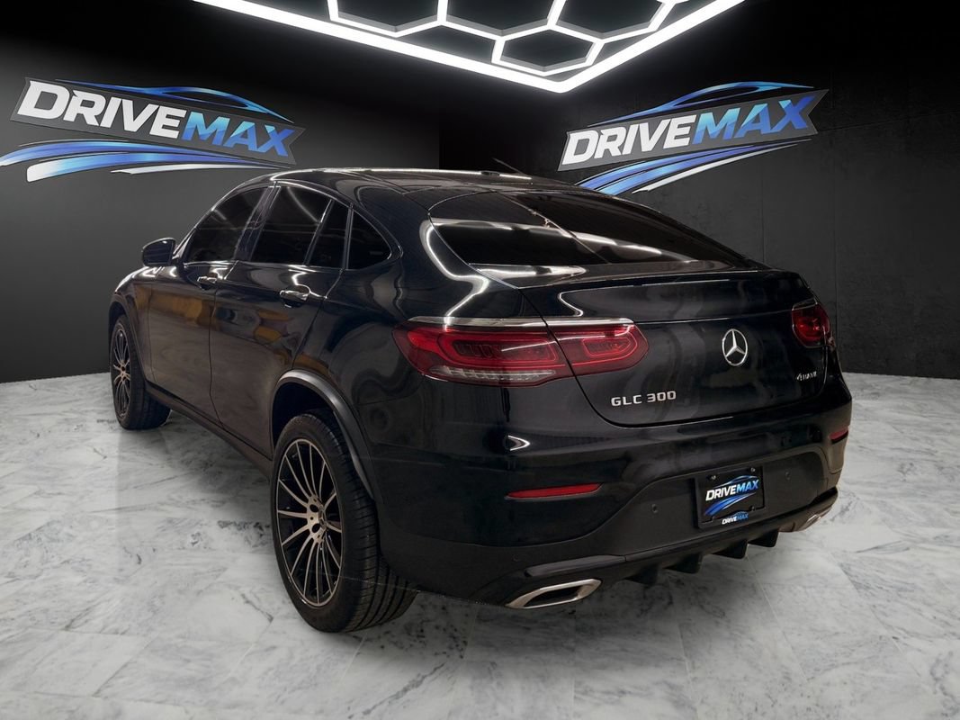 Used 2023 Mercedes-Benz GLC 300 4MATIC Coupe image 7