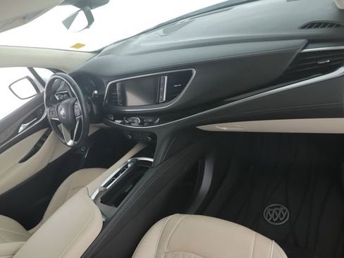 Used 2022 Buick Enclave Avenir w/ Avenir Technology Package AWD/4WD image 30