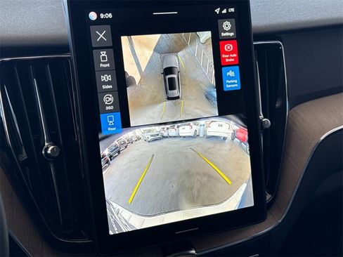 New 2026 Volvo XC60 B5 Plus image 19